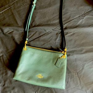 Coach crossbody Kelly green